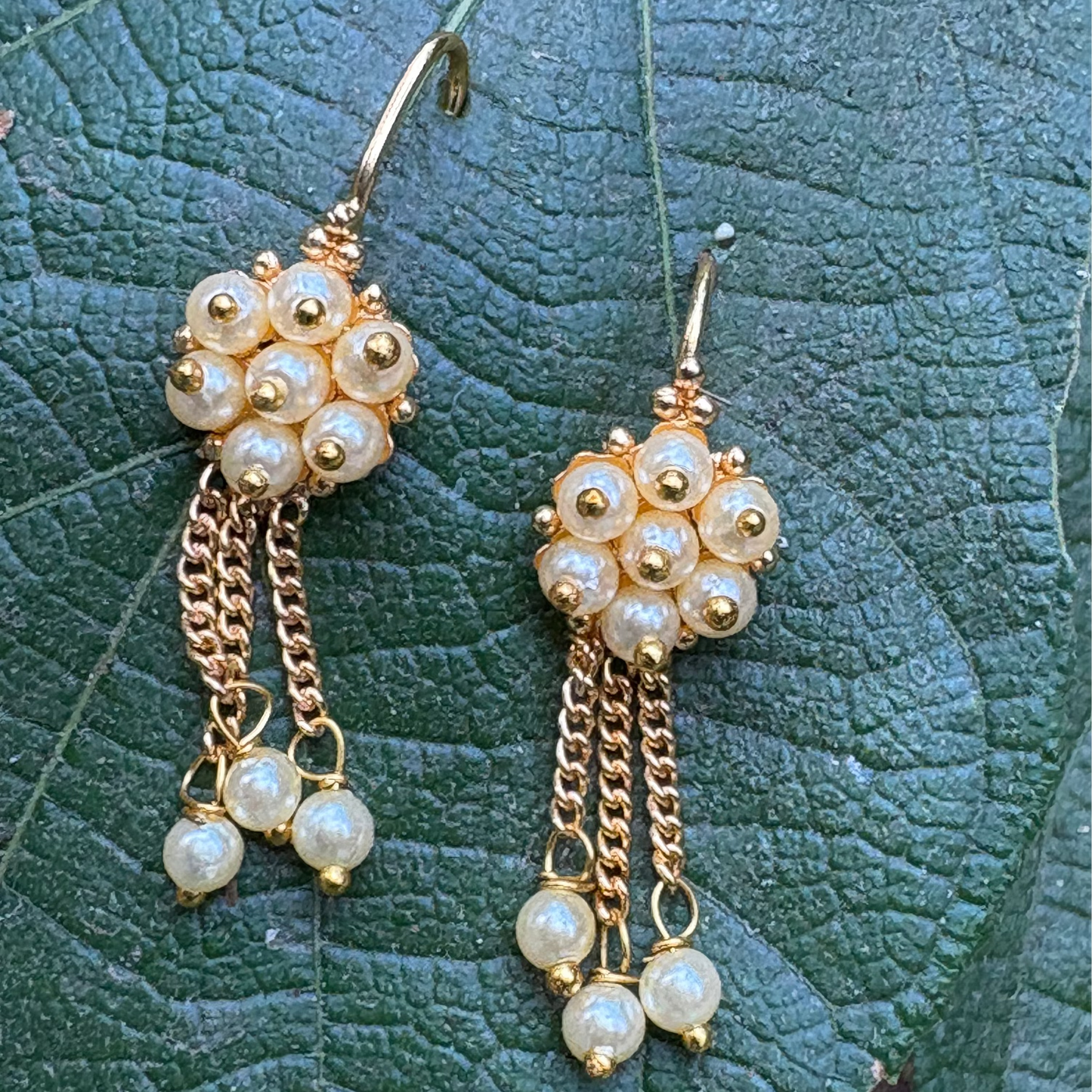 चापाची बुगडी - Latkan Kudi Moti Bugadi