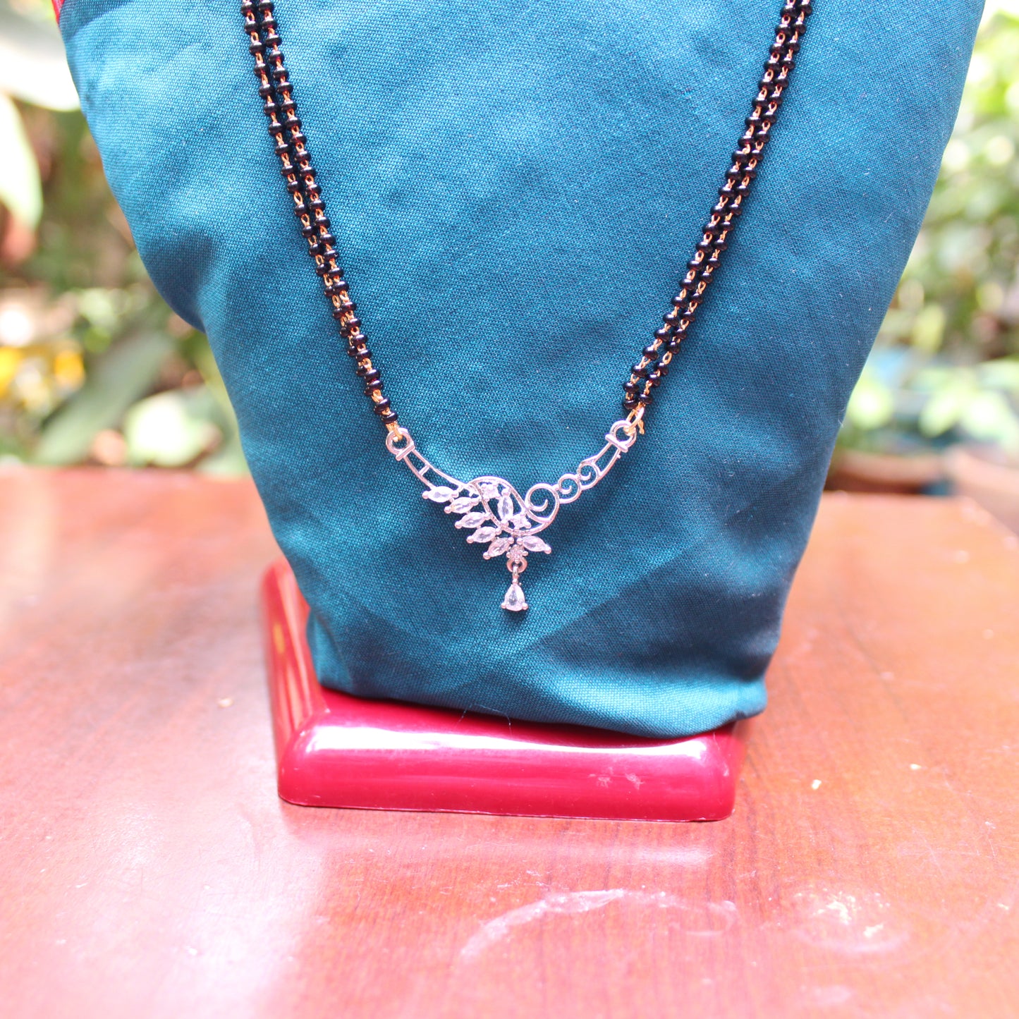 मंगळसूत्र  - Mohini Leaf Drop Mangalsutra