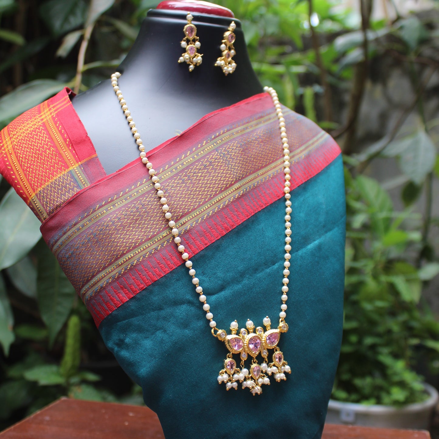 गुलाबी-श्वेतरत्न तन्मणी - Gulabi -Shwetratna Tanmani (3 Stones)