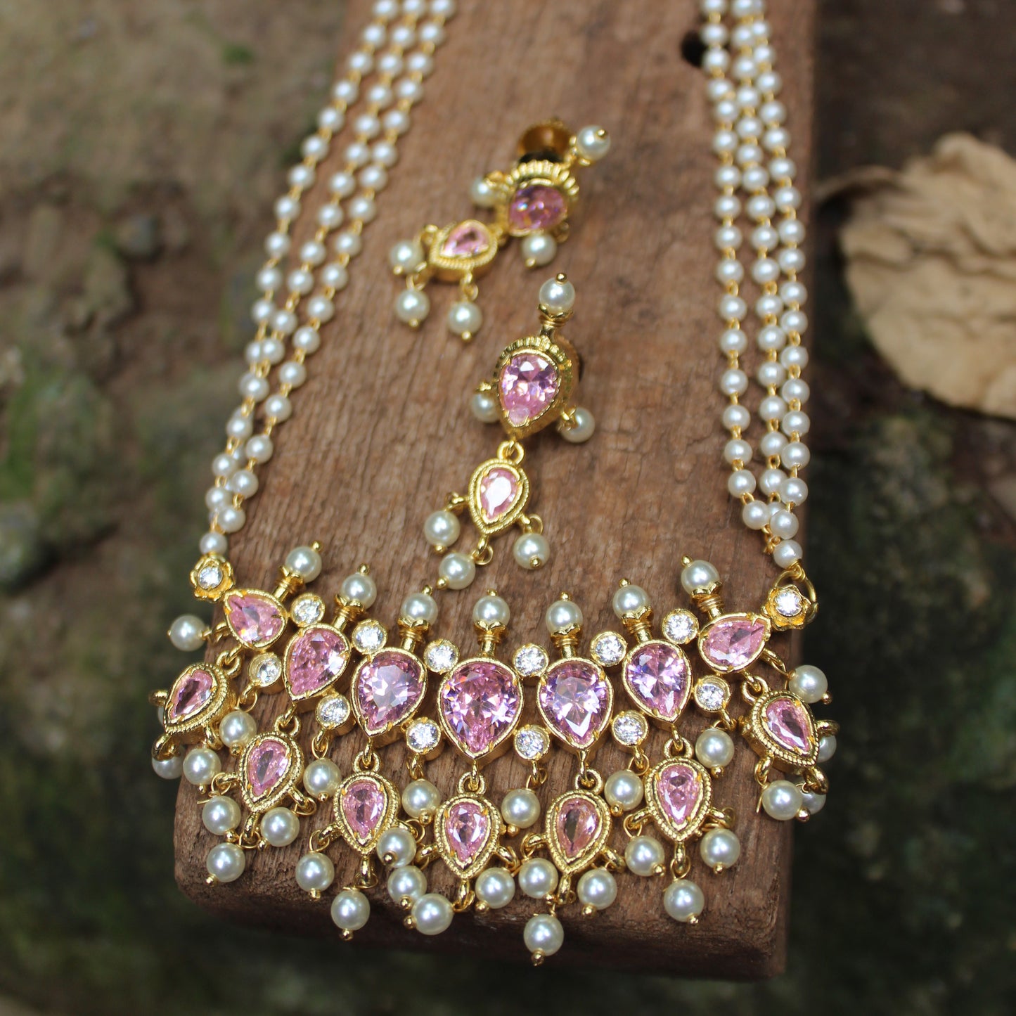 गुलाबी तन्मणी - Gulabi Tanmani (7 Stones)
