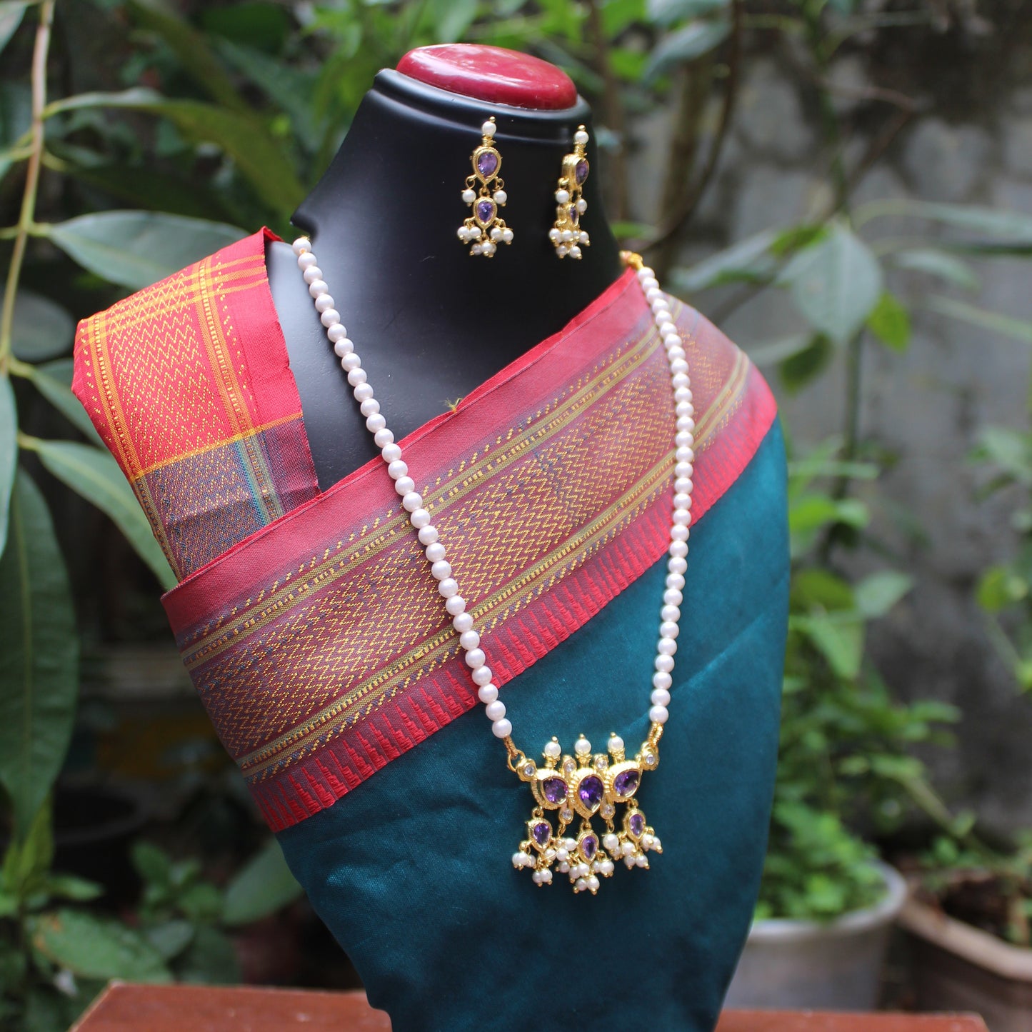 जांभळारत्न तन्मणी - Jambhalaratna Tanmani (3 Stones)