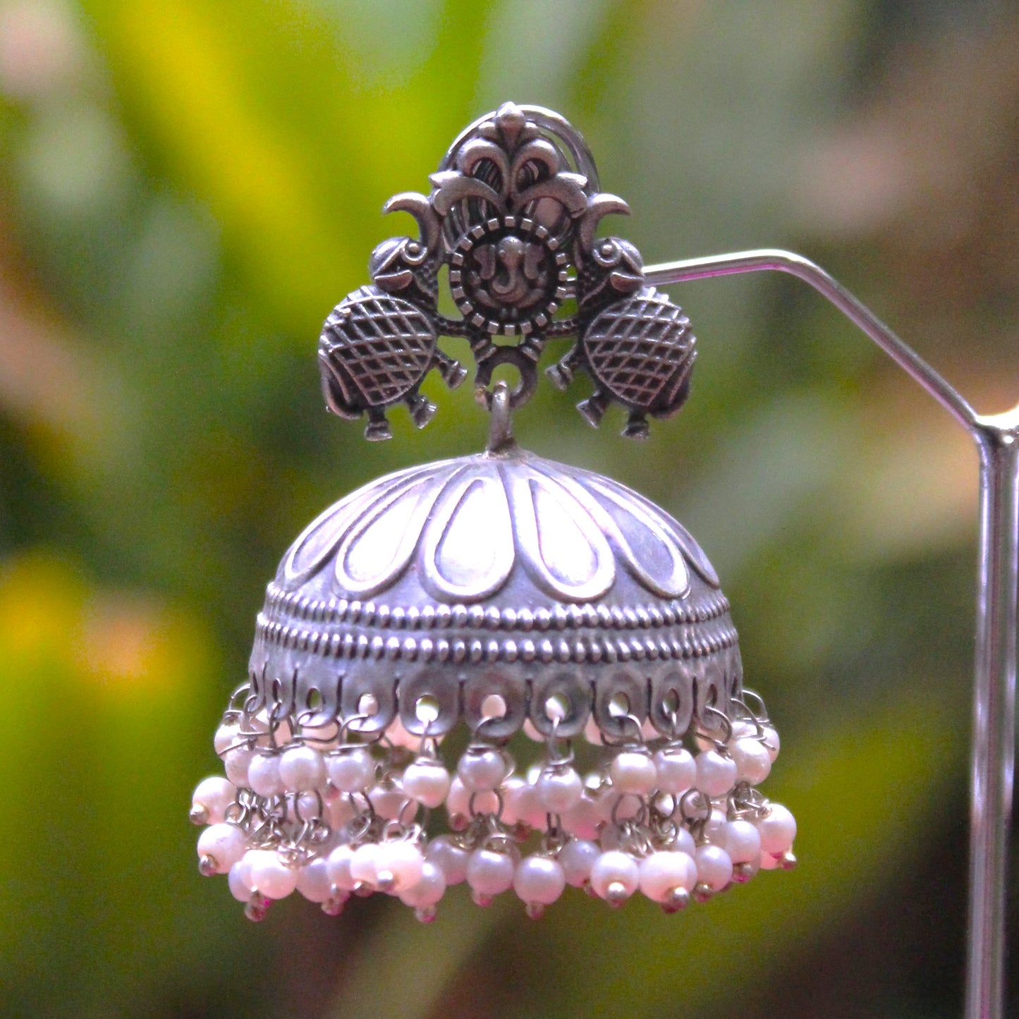 गजलतिका झुमके - Gajlatika Zumke