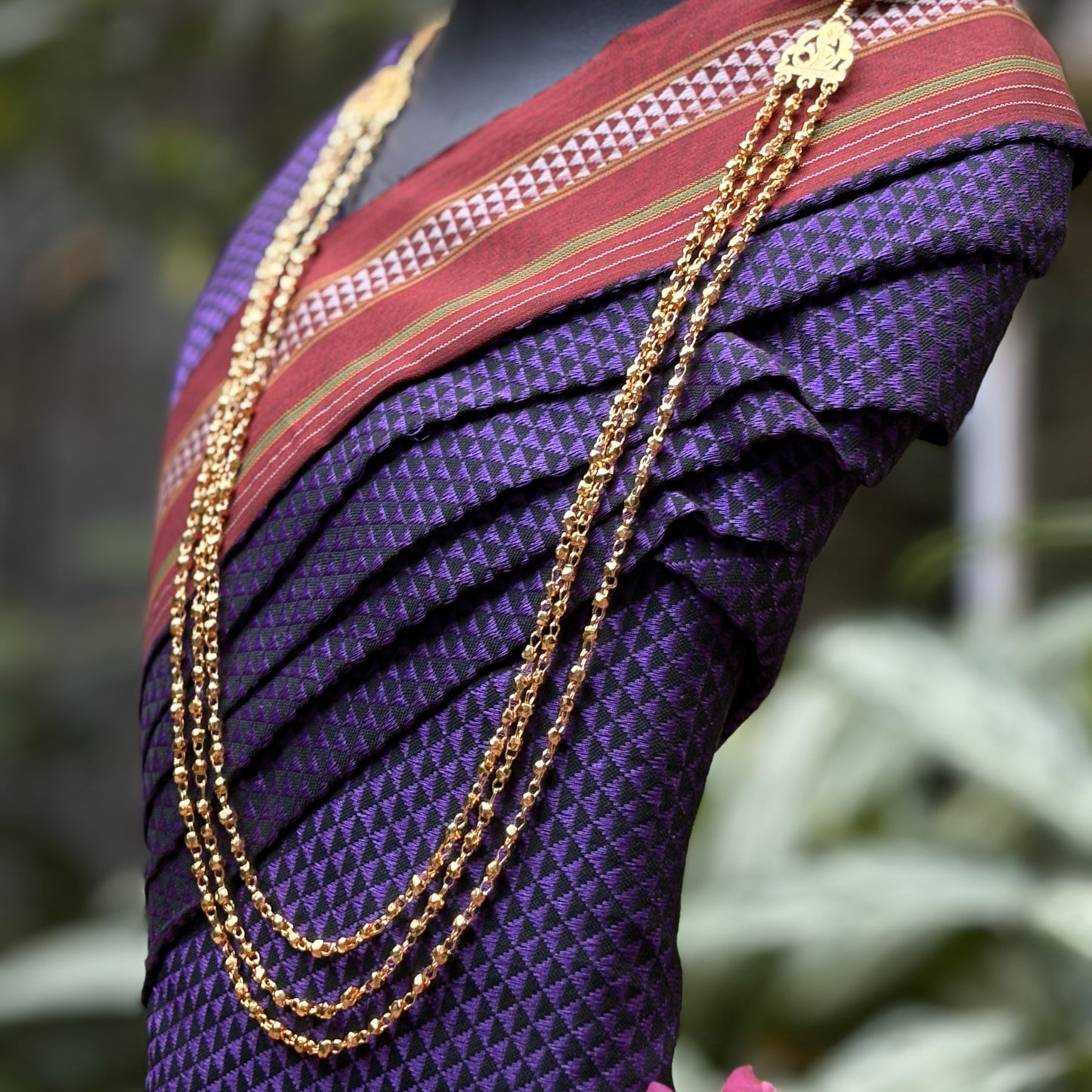 अष्टपैलू कंठी (तीन पदरी)- Ashtapailu Kanthi(Three Layered)