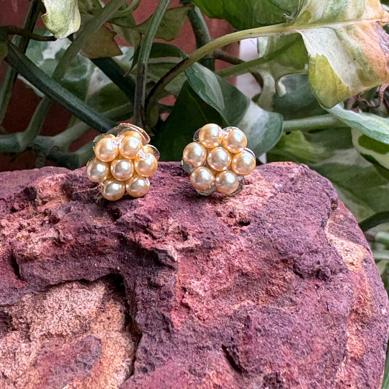 कुडी - Swarovski Crystal Pearl Kudi