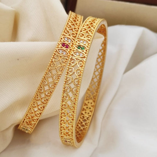 बांगड्या  - Bangles (Set of 2)