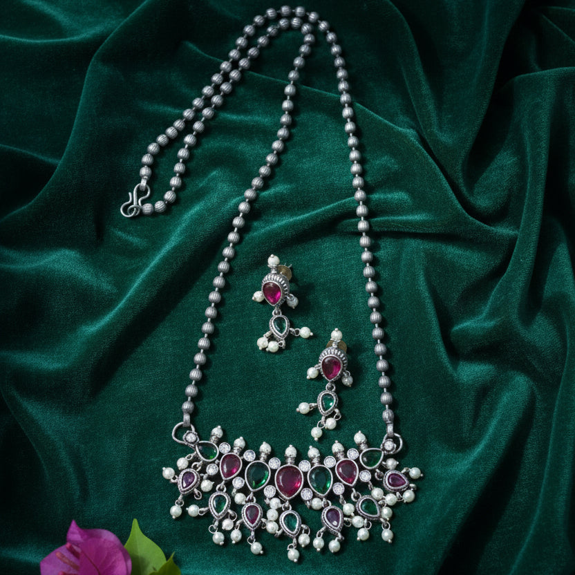 पाचू व माणिकरत्न तन्मणी - Pachu-Manikratna Tanmani (7 Stones)